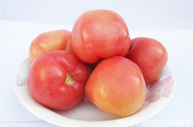 打了激素的西红柿如何辨认菜农教你4招,保准买不到催熟的!