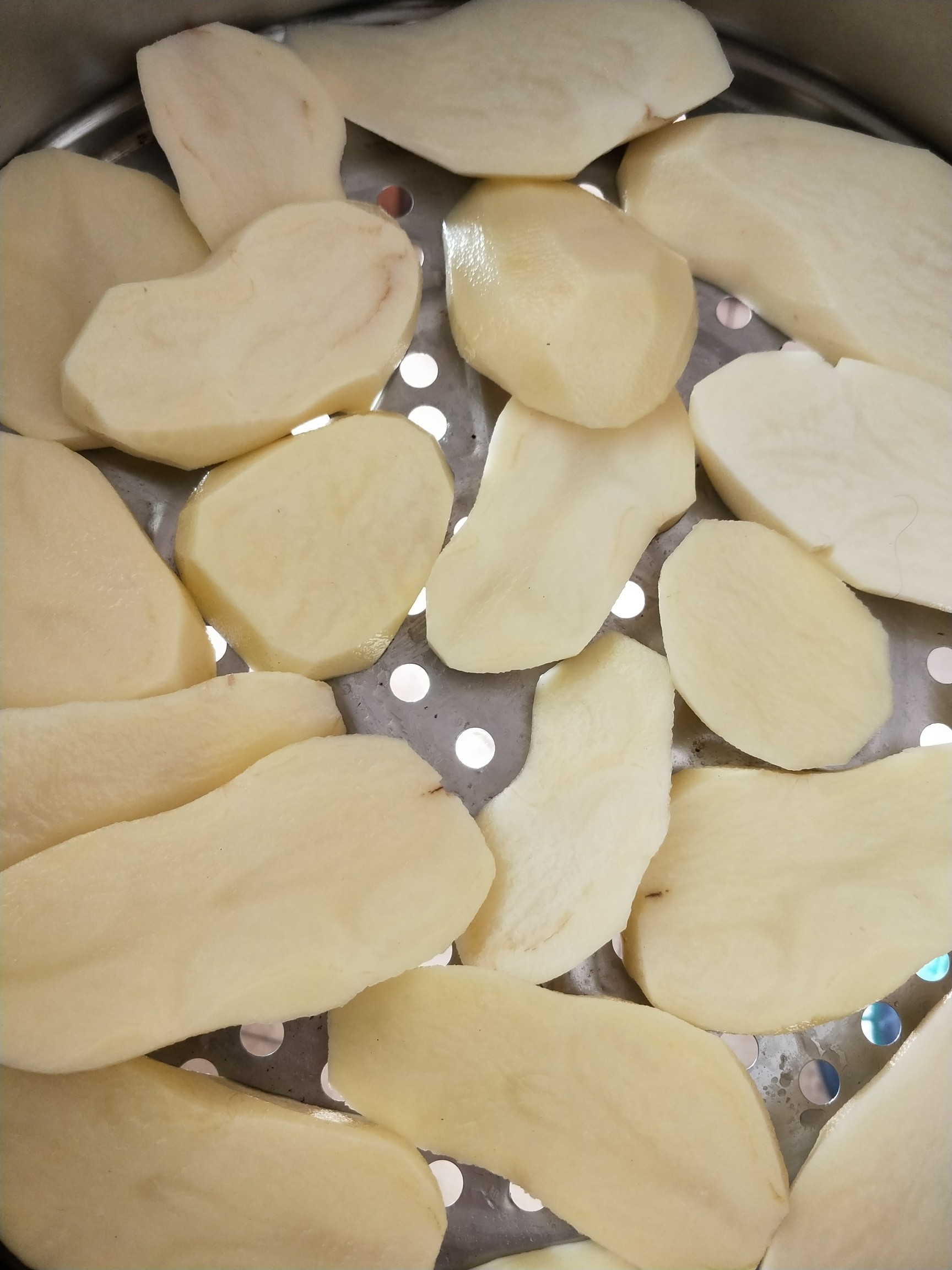 早餐只需8分钟,我家隔三差五就吃此菜,每次煎5锅不够吃