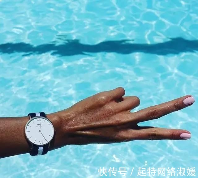 dily有马甲线的女生有多诱人, 你们感受一下!