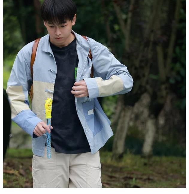 火锅|向往家族迎来春游，一家五口终吃上火锅，张艺兴却依旧投入工作中