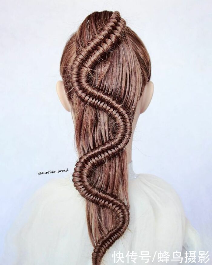 网红达人|65张编发照片,这哪是编头发分明是画画,图3这发型一次要半天