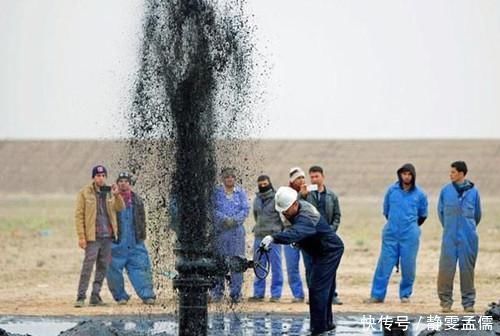 地球 石油形成的真正原因是什么?科学家提出两种观点,哪一个正确?