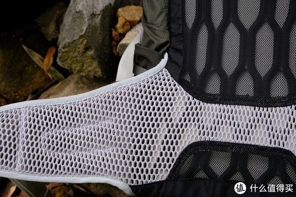 我的独家背包 篇五：新魔爪全新升级的空景背负真香OSPREY Talon 22新老对比简评