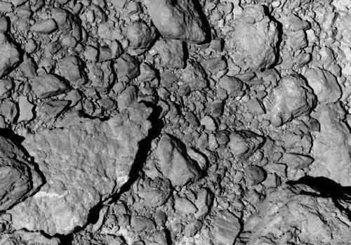 人类首艘太空采矿飞船,隼鸟1号返回1500粒岩石,曾通信中断1个月