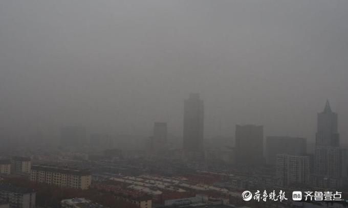 仙境|济南冬雨降临，市区上空雨雾迷离仿佛仙境