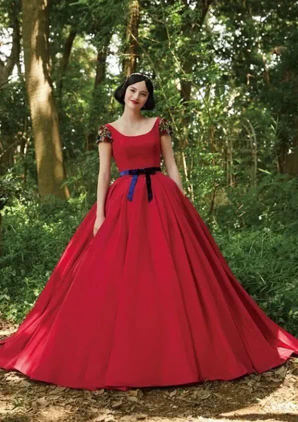 把冰雪奇缘做成婚纱这些迪士尼公主穿的婚纱裙也太好看了