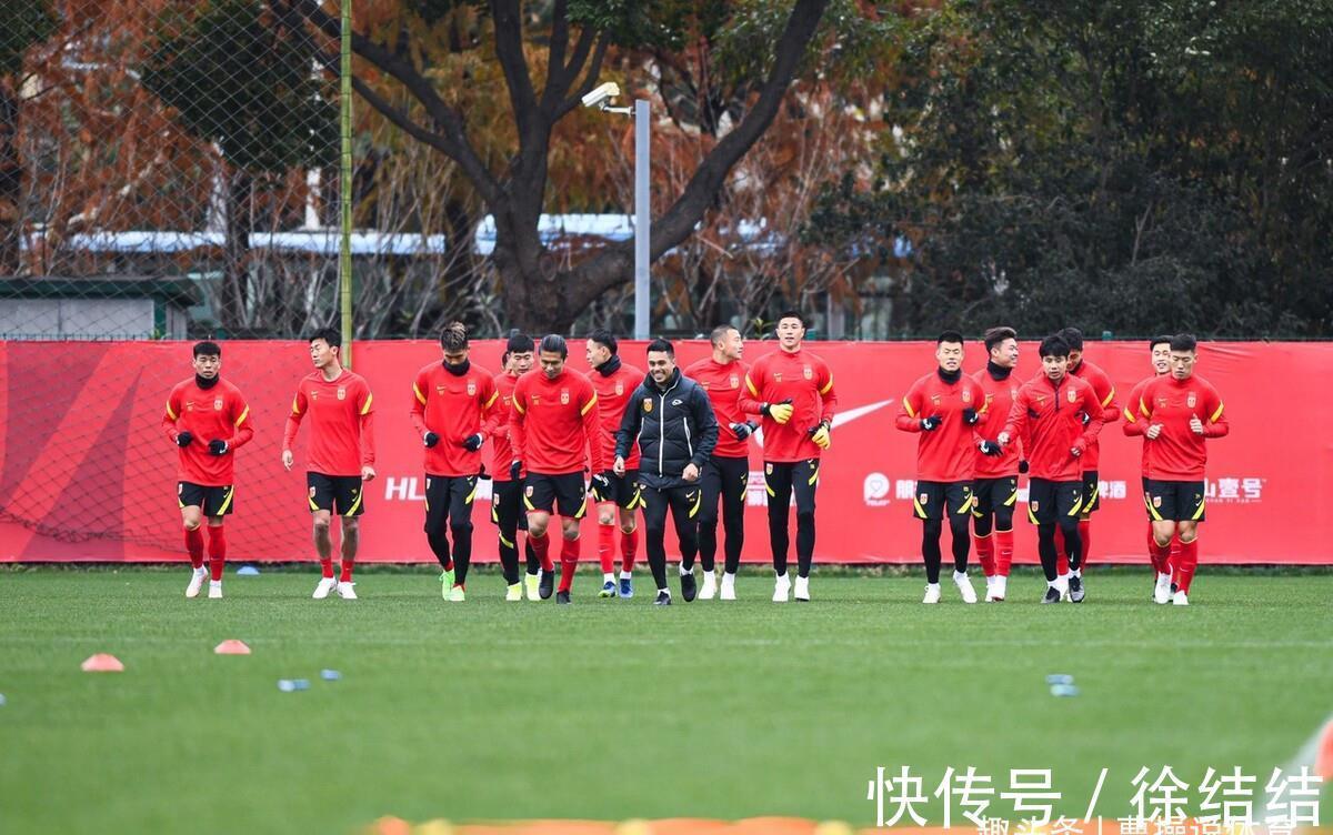 悍将|国足全员解散,惨败越南后隔离结束,悍将发文想回家想老婆孩子!