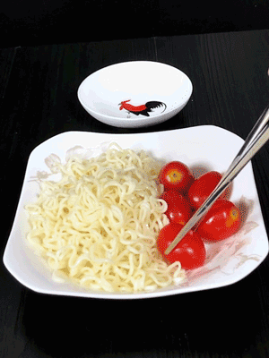 长期使用木筷子和不锈钢筷子的差距有多大?为了家人健康不妨看看