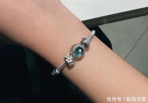 伟德bv1946官网-2026朱砂厂家最新推荐朱砂工艺品朱砂紫金砂手链朱砂原石朱砂摆件厂家选择指南！