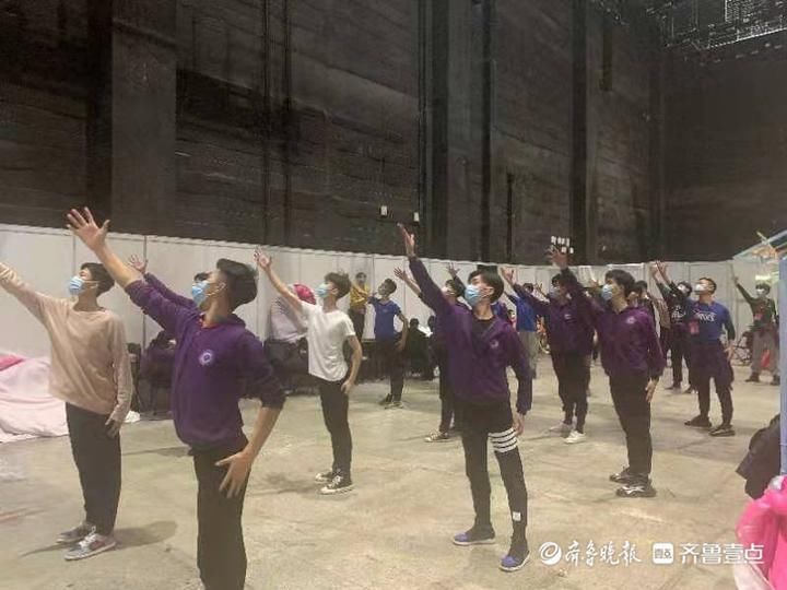 最美的寒假！这群山东的大学生集体舞上“北京春晚”