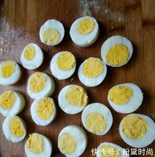 试试|鸡蛋别只会炒着吃,试试这种新鲜的吃法,入味鲜香过口难忘!