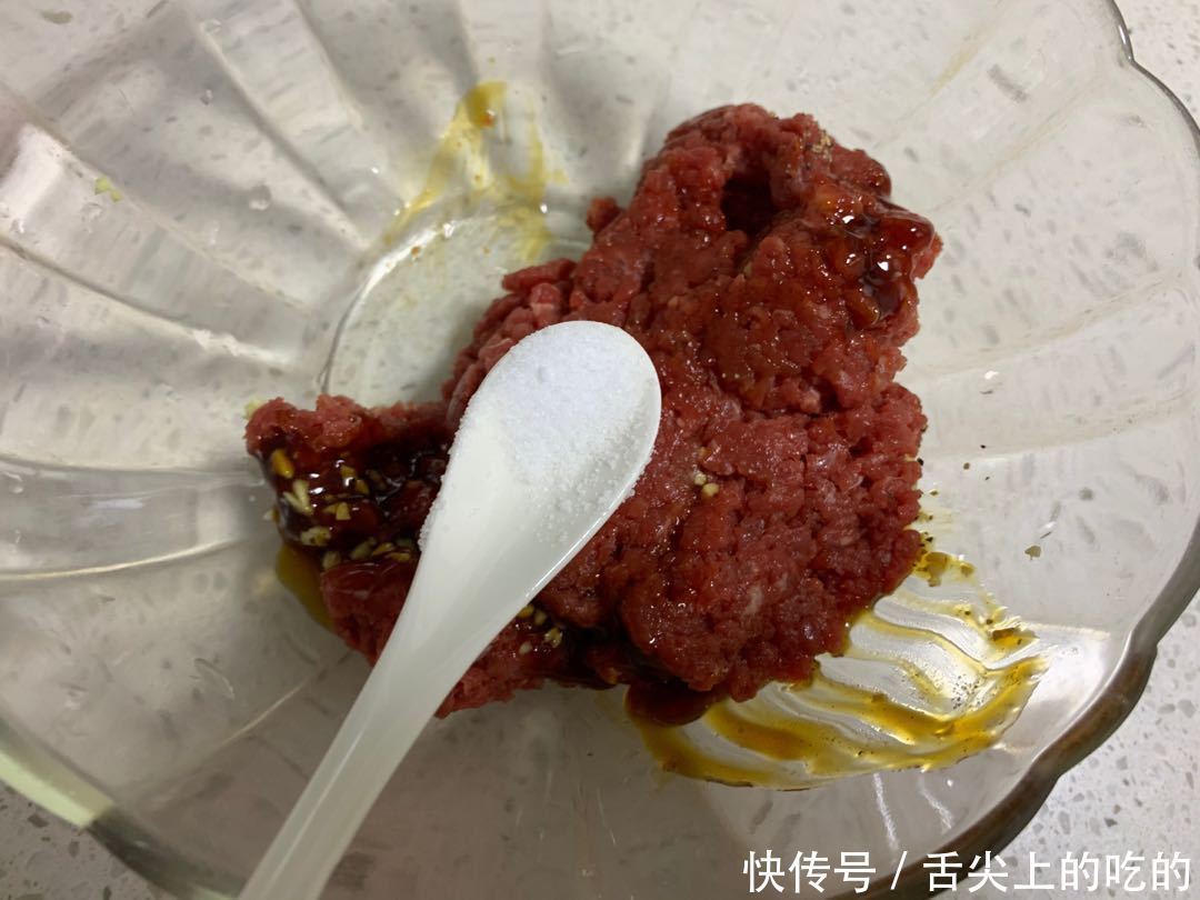 发面|早餐饼最简单的做法,不揉面,不发面,10分钟搞定,简单美味