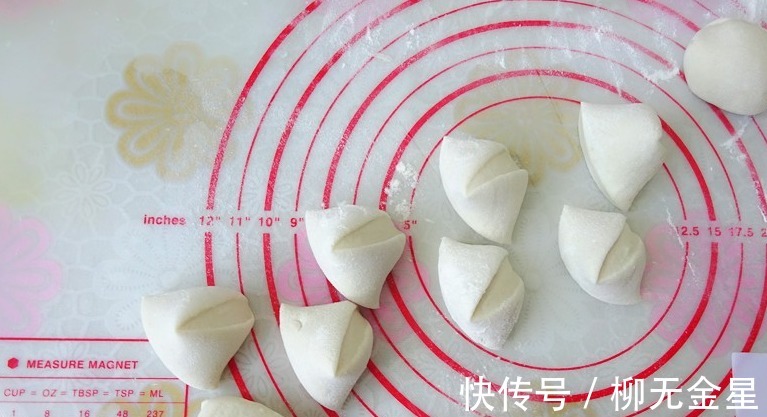 收口处|孩子超爱的馅饼，香嫩有营养，凉了也软软的，每次至少吃5个！