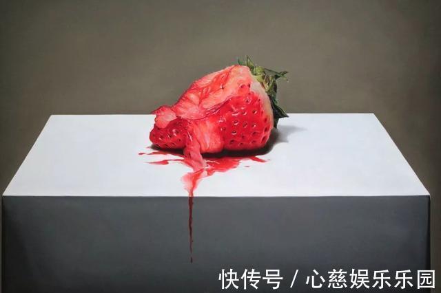 唐伯虎!不知名画家画了一粒烂草莓,卖出20万天价,专家:你用放大镜细看