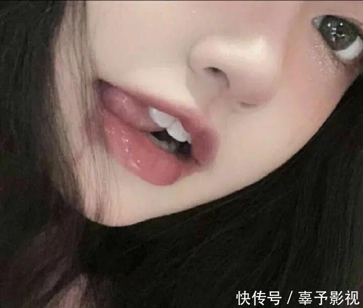 又纯又欲的女头，绿茶女头：超可爱的发圈文案