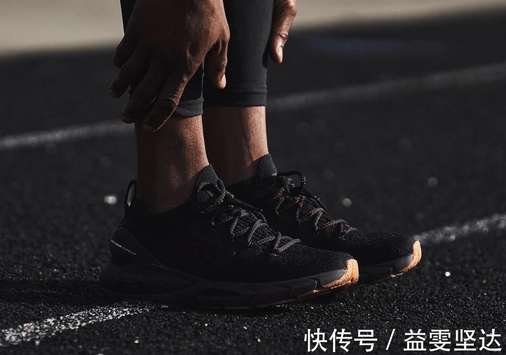 跑鞋|均为黑人月配色!UA连发三双狠鞋,篮球、跑鞋均有!