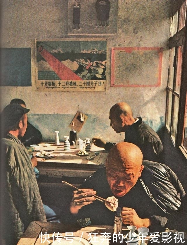 拿出|抗日英雄留下五间老房,亲儿子与继子争遗产,各拿出证明文件