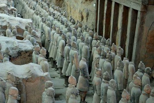 |沙雕动画！搞笑：教导主任来喝了一口泡面汤，全宿舍的人都吐了