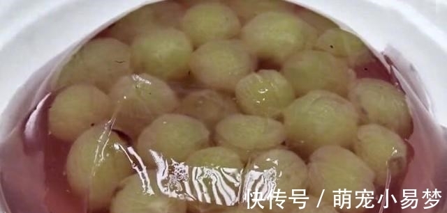 夏天|夏天，遇到此果我必买10斤，补钙又补铁，锅中一煮爽滑又筋道