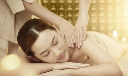 背部|夏天开背，人活百岁！教你五个简单养背方法，身体健康不遭罪！