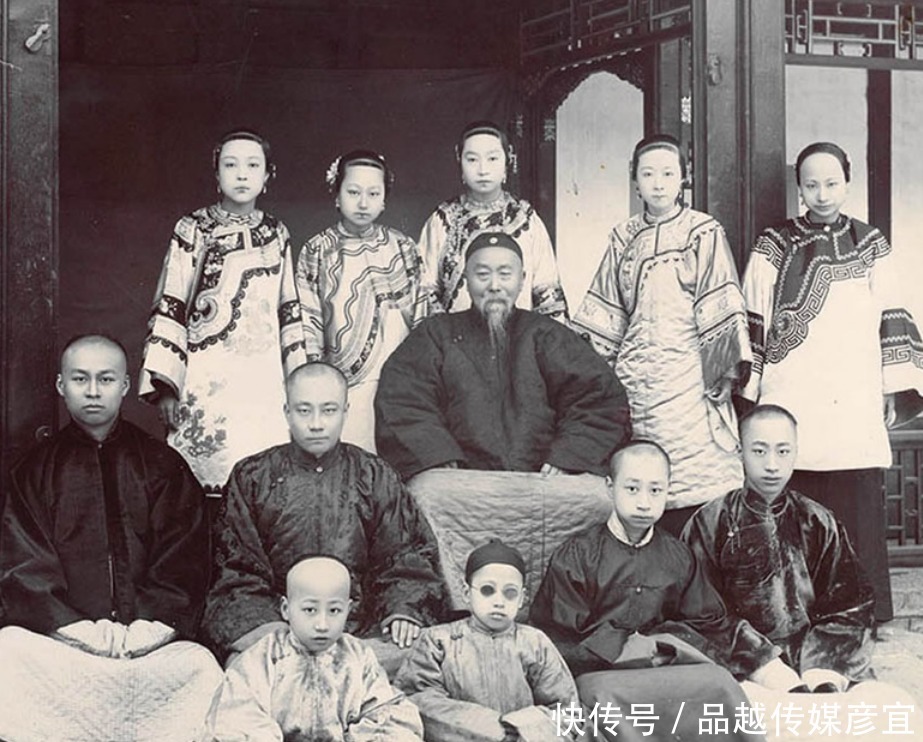 龙凤|晚清朝廷重臣李鸿章家族老照片:妻妾貌美如花,儿孙人中龙凤!