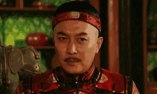  不出|康熙写下一个“墨”字，雍正都对不出下联，小乾隆一答就对了