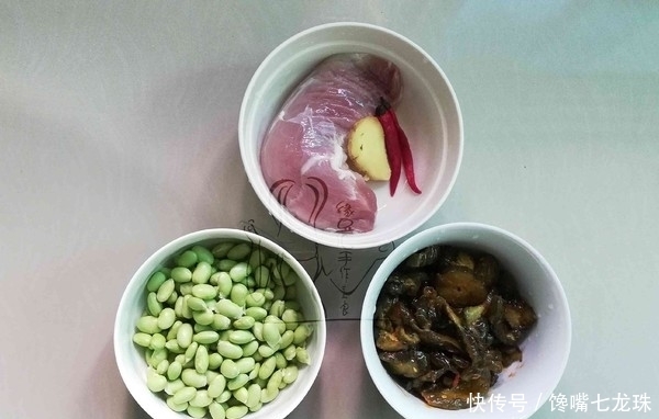 毛豆炒肉末,颜色鲜绿又香又嫩,超好吃的下饭菜,拯救你的食欲