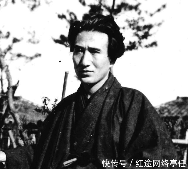 兴衰|废墟中的绝望:太宰治与“无赖派”文学的兴衰