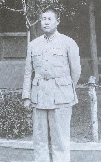 孙连仲|他是著名抗日将领,晚年落魄到连烟也抽不起,人称“叫花子”军长