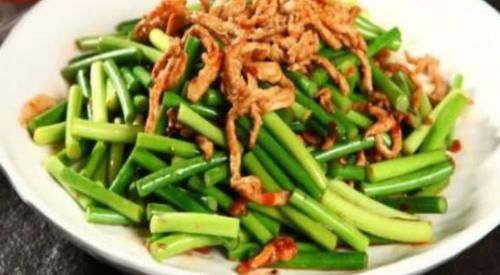  蒜苔|冬天减肥，推荐常吃3种食物，清肠排毒，体重悄悄降！