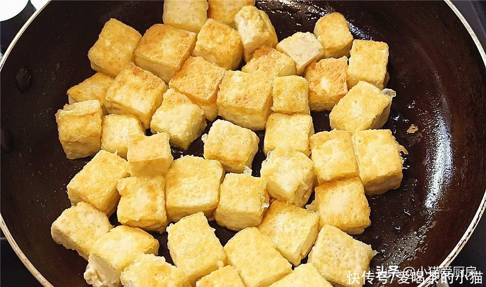 豆腐|教你好吃的糖醋脆皮豆腐,做法很简单,酸甜开胃,满满一盘不够吃