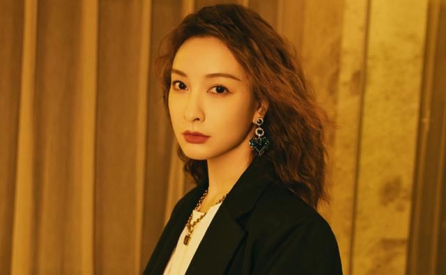 弦子发文为言行道歉,学会说话到底有多重要?