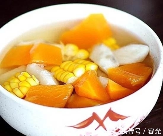 毒素|玉米和此物一起煮,体内垃圾毒素没了,增加皮肤弹性,越吃越年轻