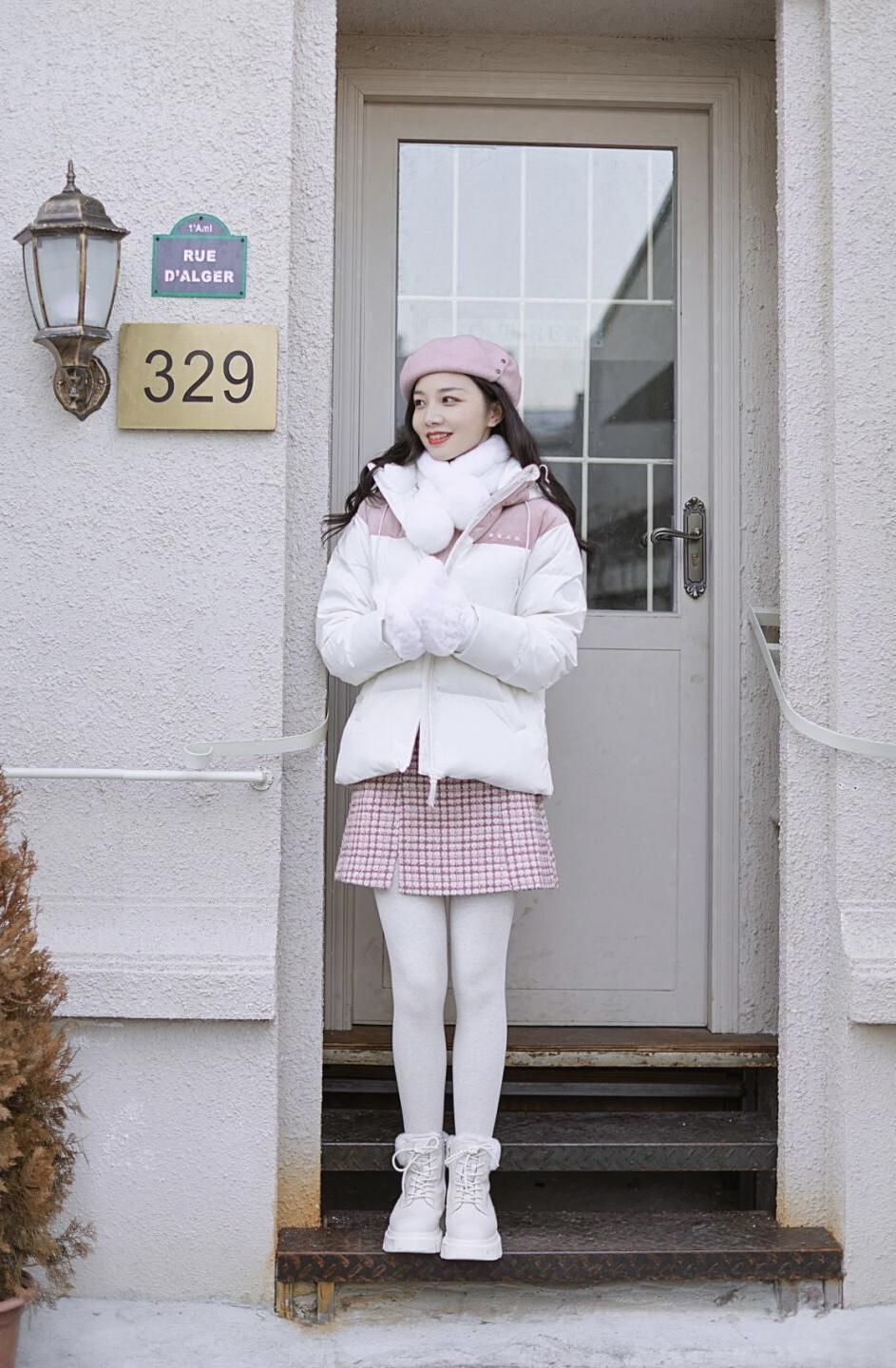 修身牛仔裤|羽绒服才是冬季穿搭的“神”,保暖又时尚,谁都离不开它