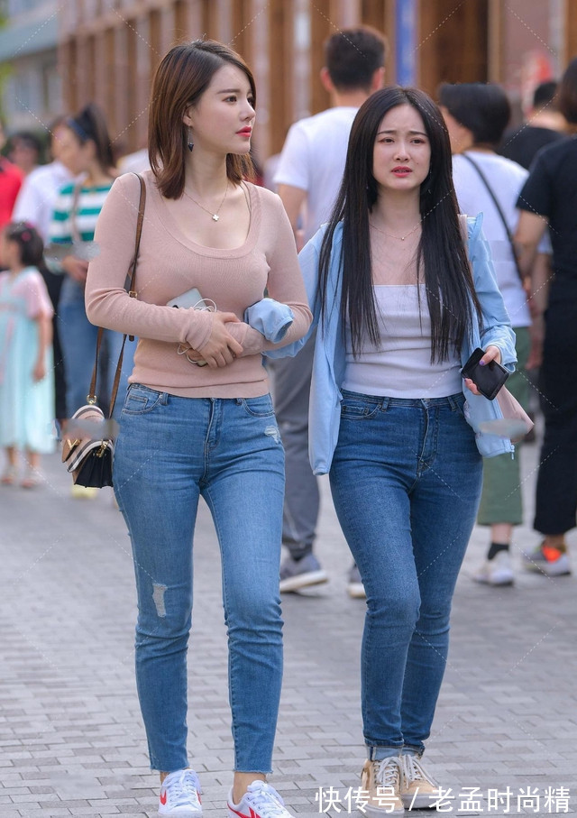 针织上衣|直筒小脚牛仔裤搭配不同款式针织上衣,凸显身材,时尚百搭