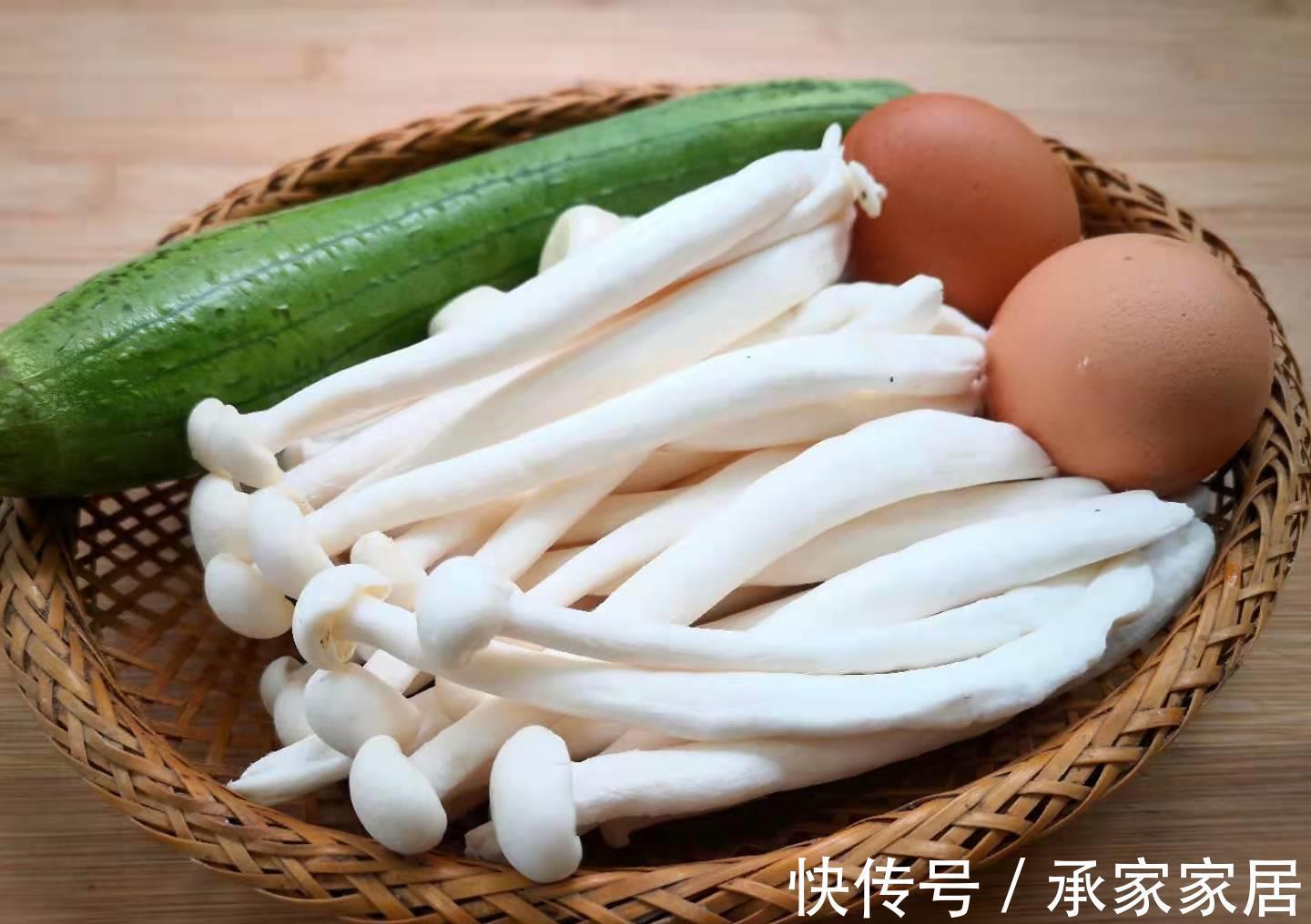 丝瓜汁|进入末伏，这汤要常喝，做法简单，营养清爽还养人，不懂吃可惜了
