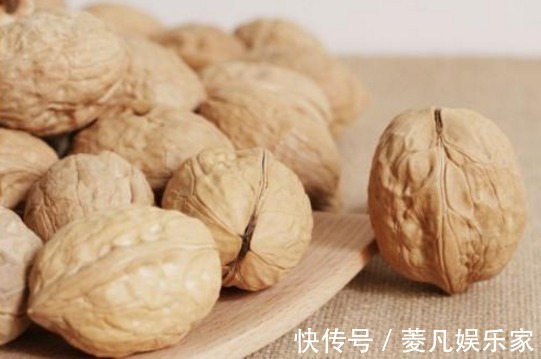 核桃|提个醒吃完核桃一小时内，不能吃此物，别还傻傻不清楚