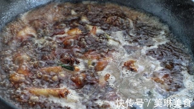 红烧排骨肉质易发柴？2个原因要知道，肉嫩味美