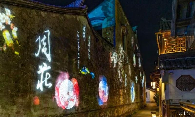 老年|走进富有年味的周庄