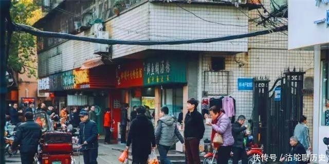 易中天：上海人吵架不动手，武汉人在旁边看三分钟就不耐烦