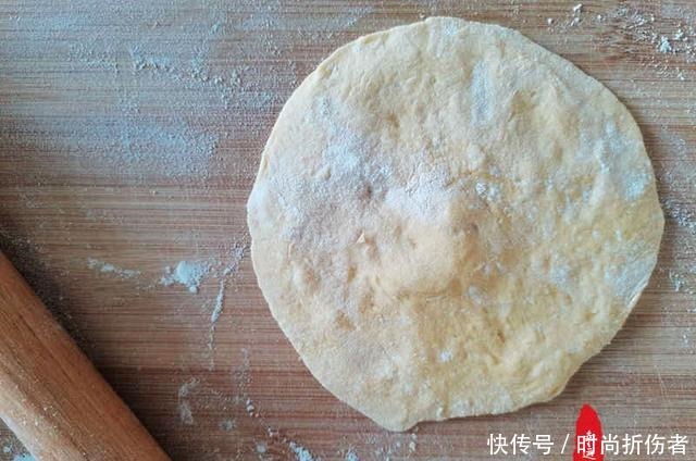 网红店蜜豆卷超火，其实在家也能做，我加入了南瓜泥更好吃
