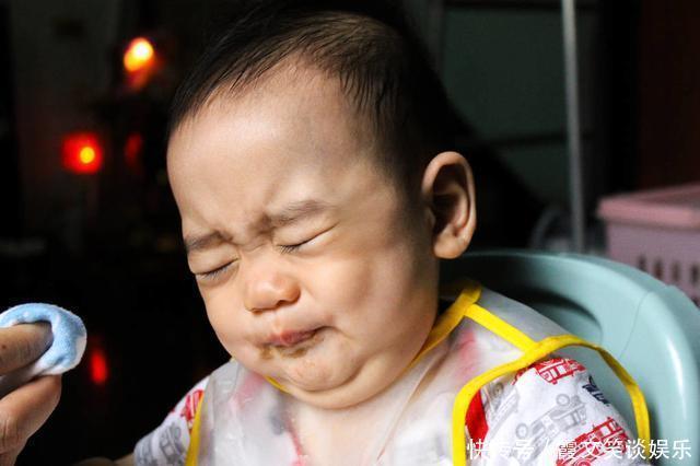 训斥|孩子发脾气时,父母第一句话很重要!讲道理和训斥都不如这样有效