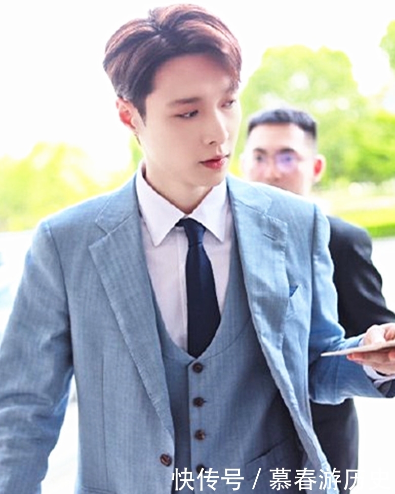 回归 张艺兴回归EXO,预告照挑战硬汉风格