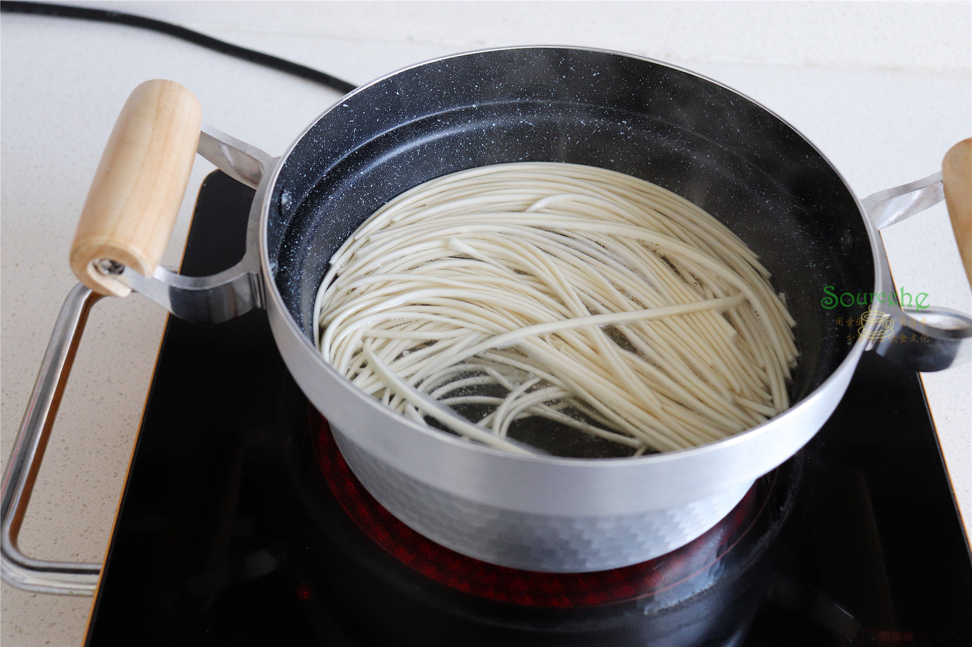 这早餐只需8分钟，我家隔天就要吃一次，简单味美，孩子很喜欢吃