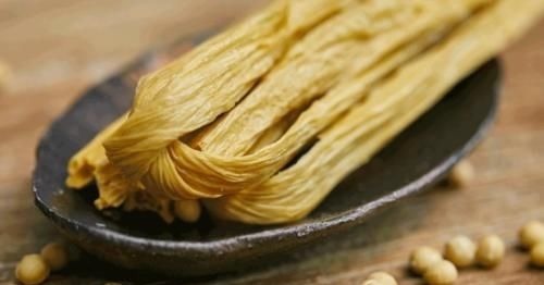 泡腐竹,最忌用清水泡!多加2样,20分钟泡开,柔软筋道,没硬心