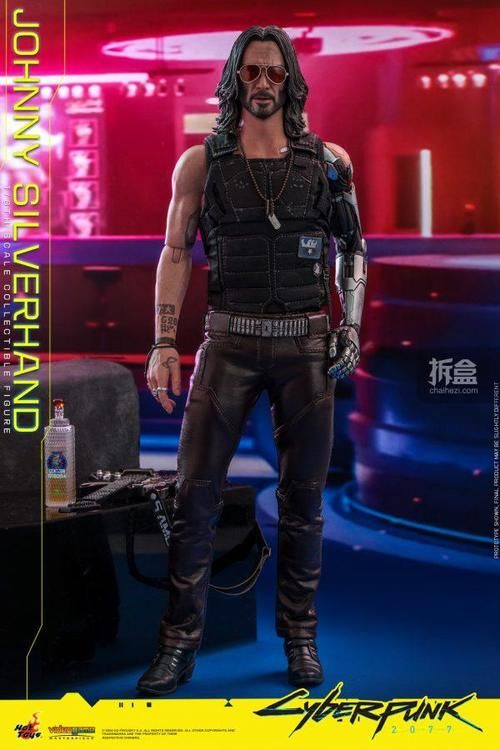 Hot|Hot Toys 发布《赛博朋克 2077》强尼?银手 1:6 比例珍藏人偶