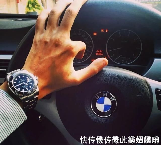 码表|C罗降薪回曼联,依然劳斯莱斯配大钻表!男人开车戴表有什么讲究
