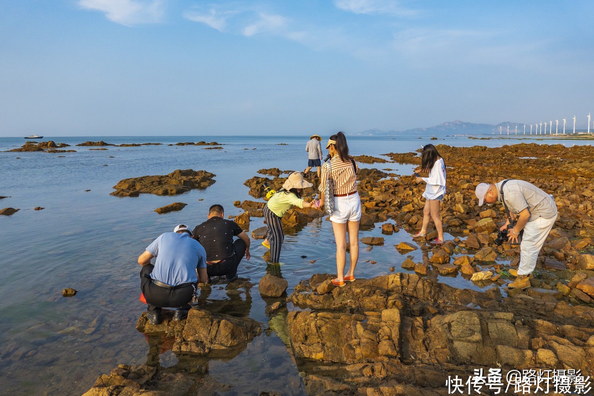 山海|中国适合避暑的海滨小城，山海环绕，干净宜居，以威震海疆而得名