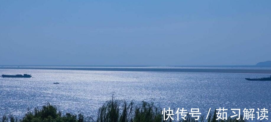 中秋@张孝祥途经洞庭湖写下一首词,词意与美景融为一体,读来美不胜收