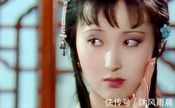 林黛玉!薛宝钗过十五岁生日,史湘云当众取笑林黛玉,其实是别有用心